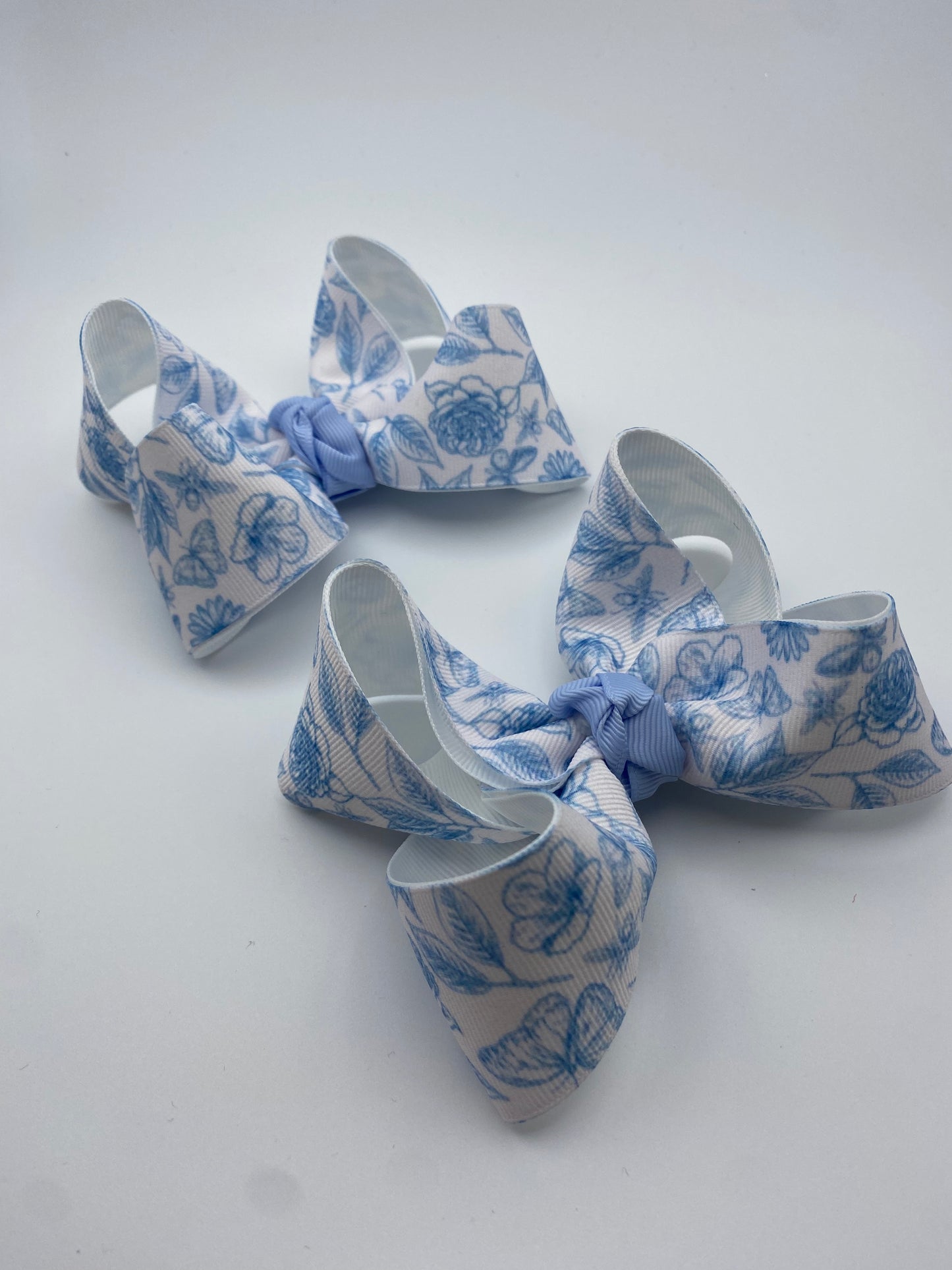 Toile Butterfly Piggies