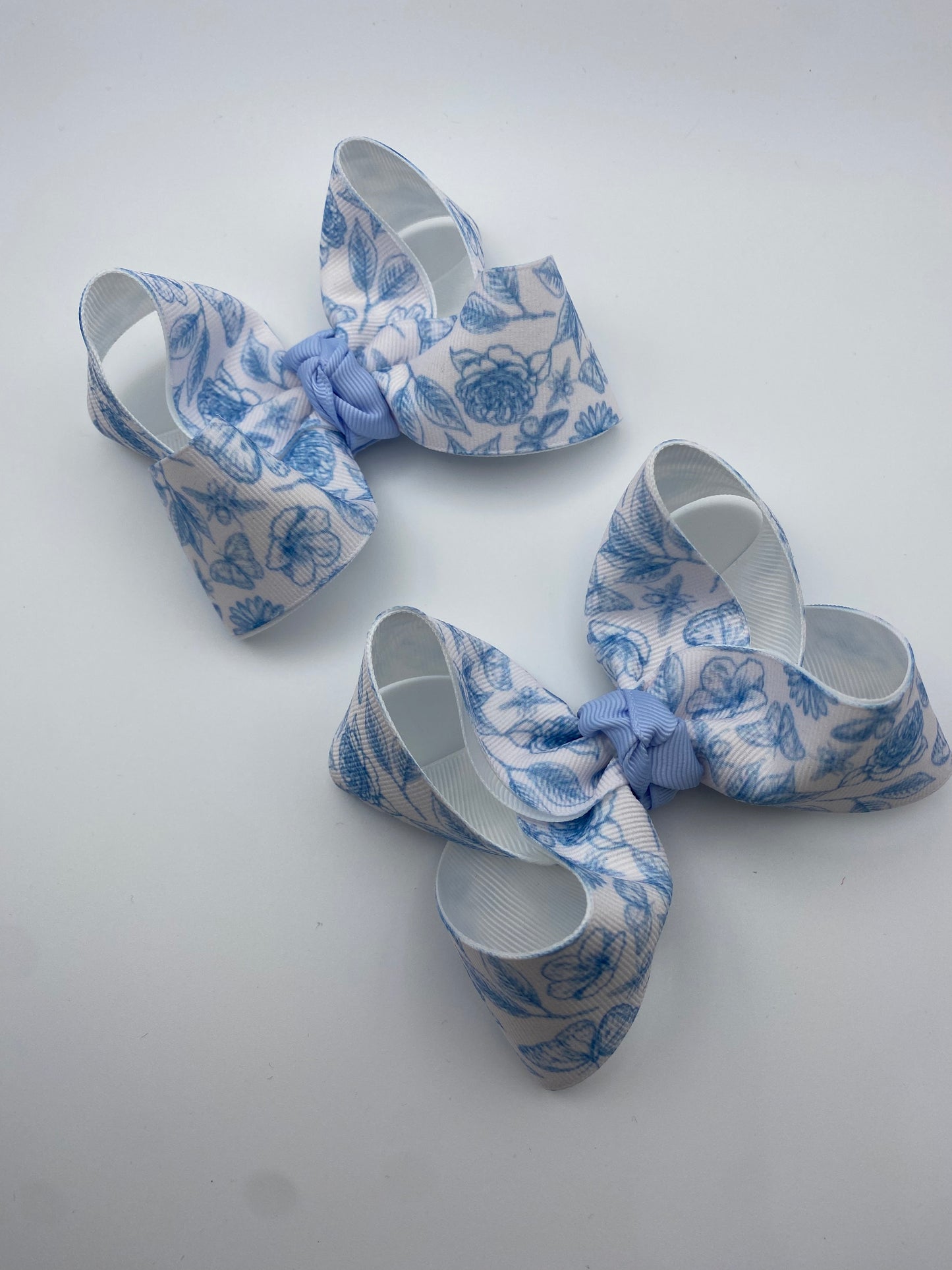 Toile Butterfly Piggies