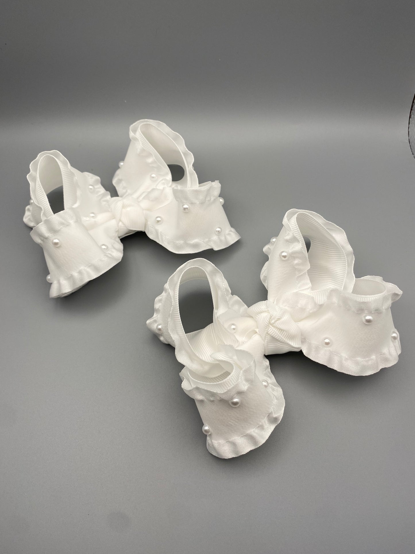 Ruffle pearl piggy set