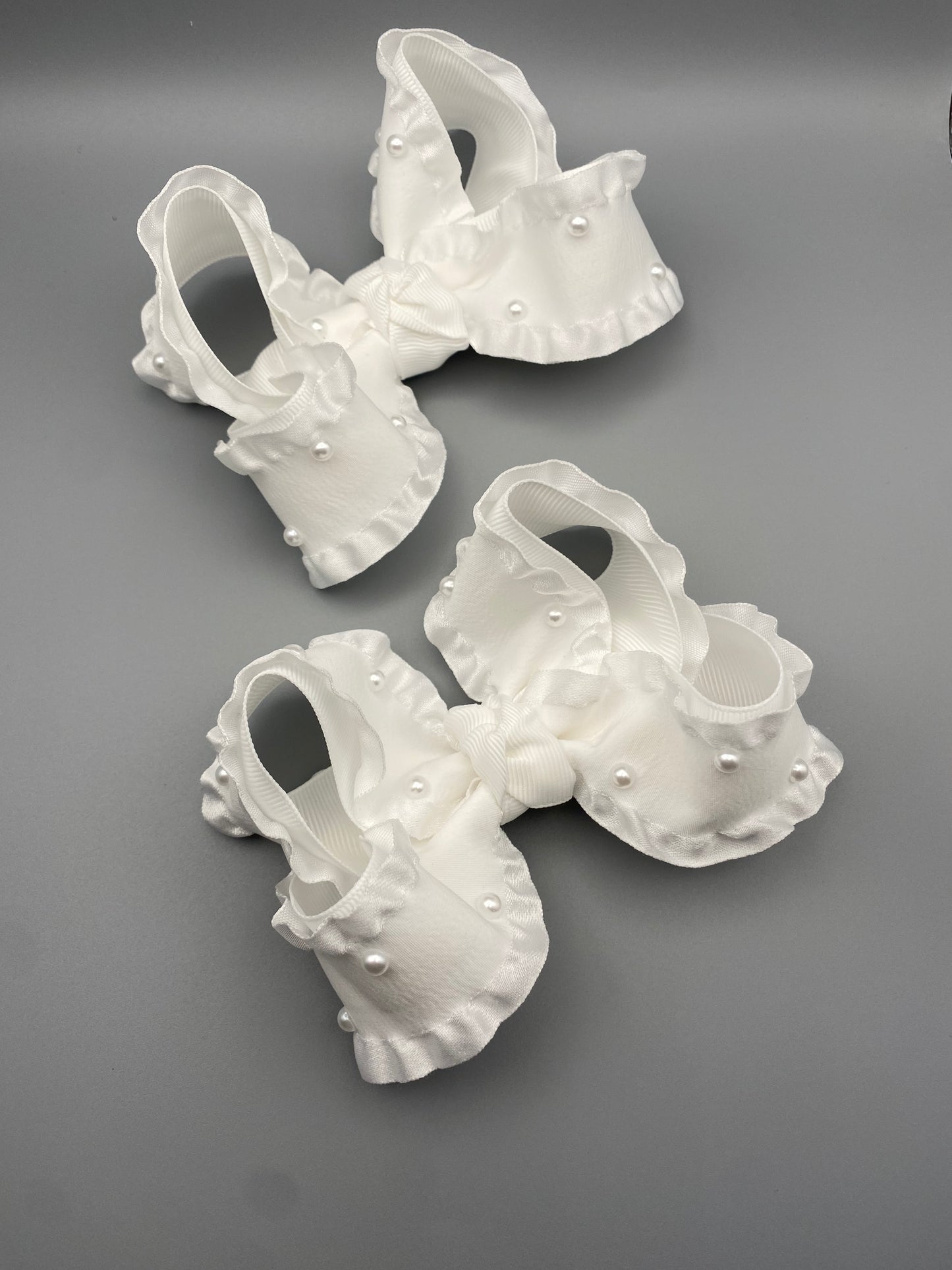 Ruffle pearl piggy set